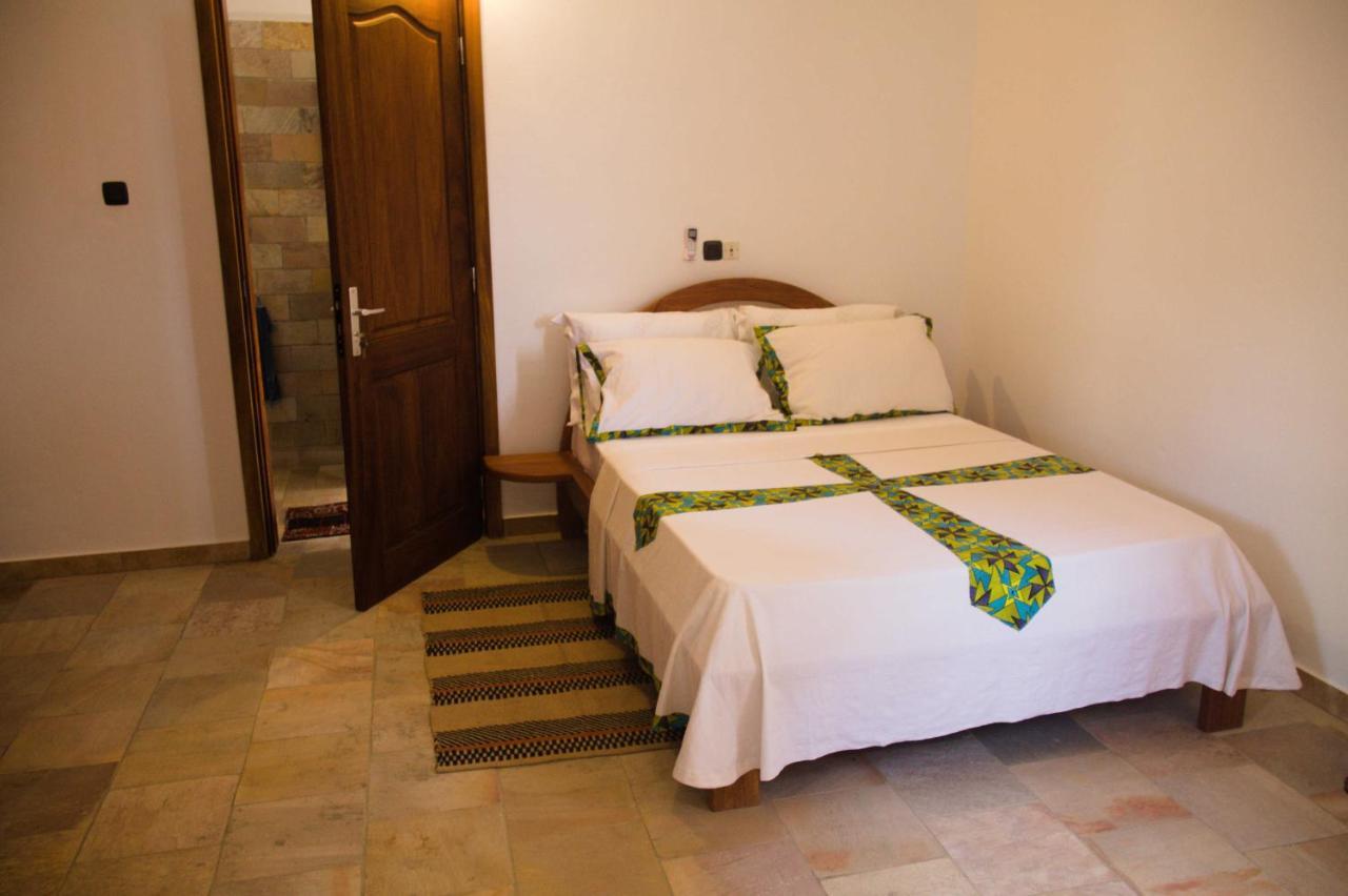Hotel Otsunami Λομέ Εξωτερικό φωτογραφία