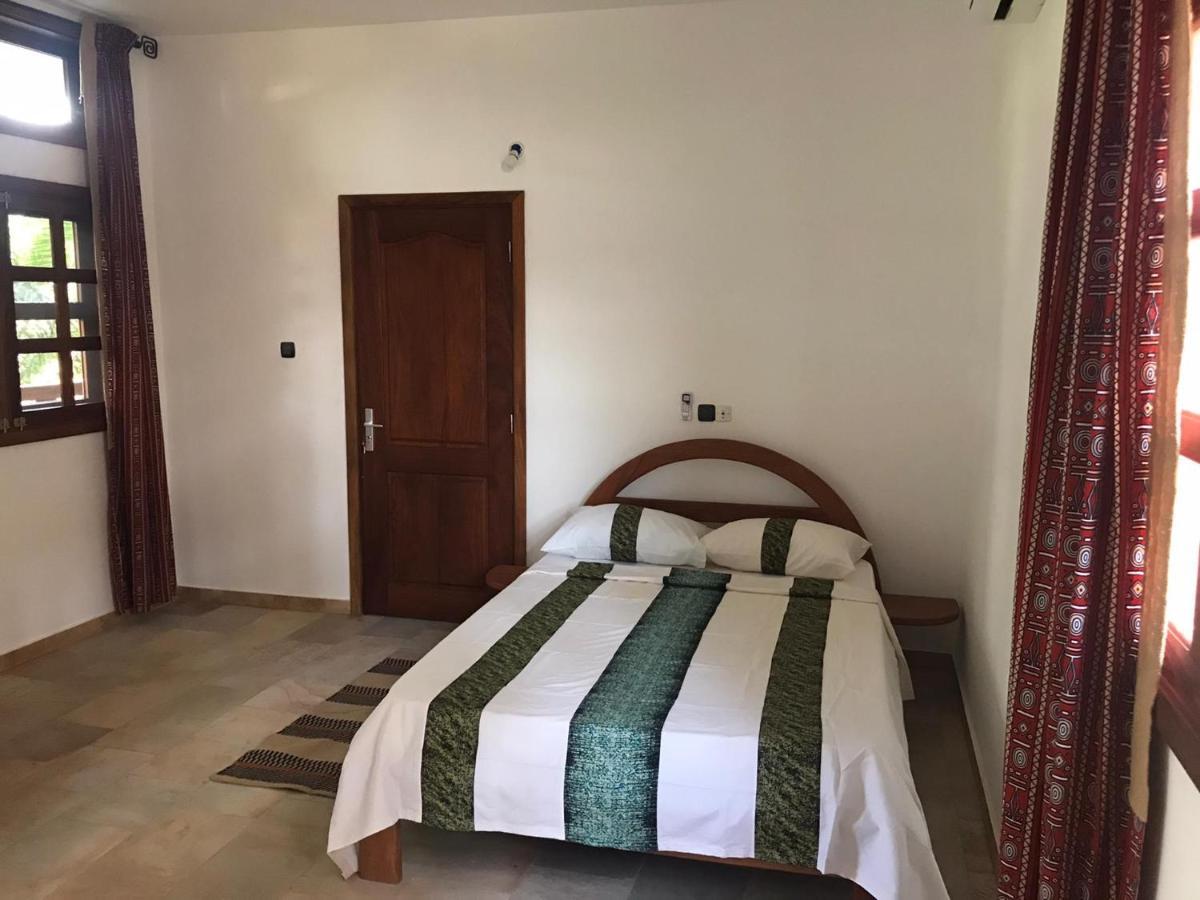 Hotel Otsunami Λομέ Εξωτερικό φωτογραφία
